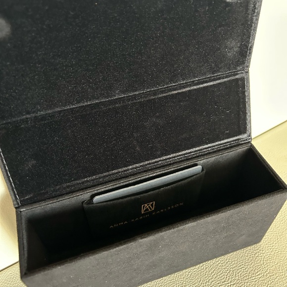 ANNA-KARIN KARLSSON authentic sunglasses case - Picture 4 of 6